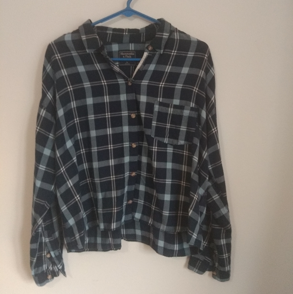 Plaid cropped button down